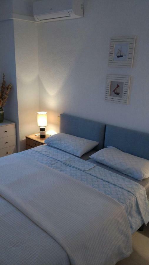 Apartment By The Beach Sitio de Calahonda Exterior photo